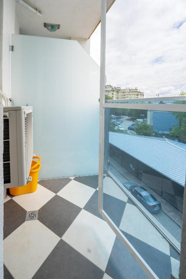 Cozy Little Apartment In Studentski Grad Σόφια Εξωτερικό φωτογραφία
